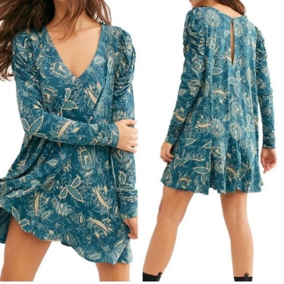 Free People Tops - NWOT Free People Floral Green Puff Sleeves Tunic Size Medium